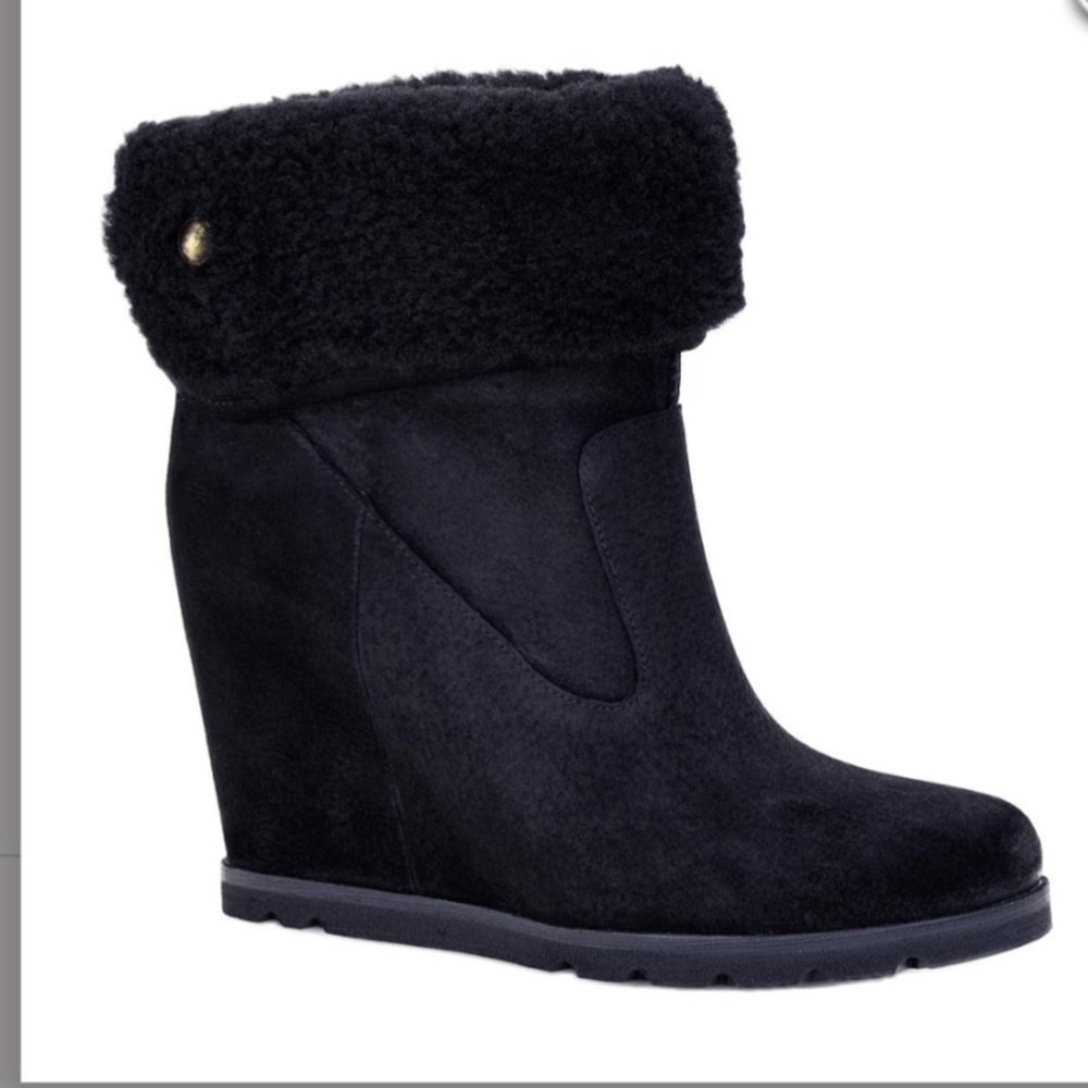 UGG Kyra hidden wedge black suede boots size 9.5